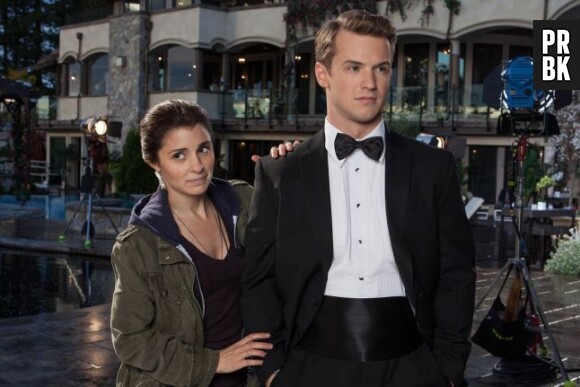 Freddie Stroma dans UnReal