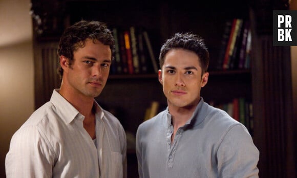 Taylor Kinney a joué dans The Vampire Diaries