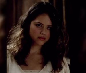 Alyssa Diaz a joué dans The Vampire Diaries