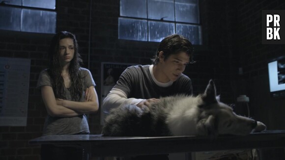 Teen Wolf : Crystal Reed et Tyler Posey étaient vraiment gelés lors de cette scène