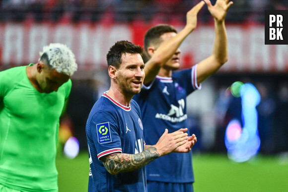 Lionel Messi, ses débuts au PSG comme remplaçant surprise de Neymar : les internautes réagissent