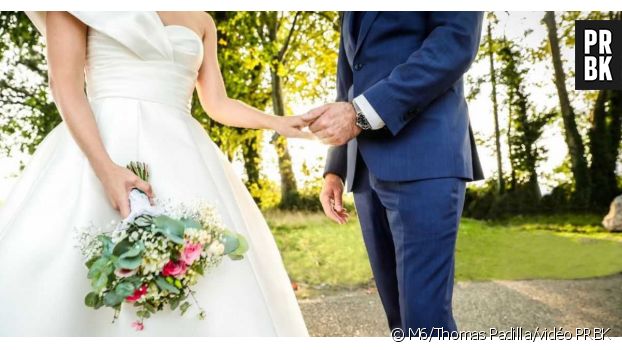 Pascal de Sutter dans une interview vidéo pour PRBK sur les coulisses de MAPR. Mariés au premier regard 2022 : gros changement, les mariages ne seront plus célébrés à Grans !