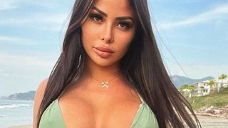 Maeva Ghennam félicite Carla et Kevin pour leur mariage : Carla répond... avec un tacle