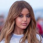 Zahia Dehar accuse son ex de viols : "Il me violait", "j'avais mal, je hurlais"