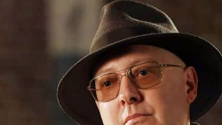 Blacklist saison 10 : la série (encore) renouvelée, James Spader (Reddington) de retour !