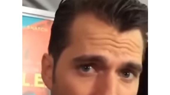 Henry Cavil tombe sous le charme de Shakira en 2015.