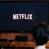 Netflix, sa série la plus culte sur le départ ? La plateforme obligée de réagir en urgence
