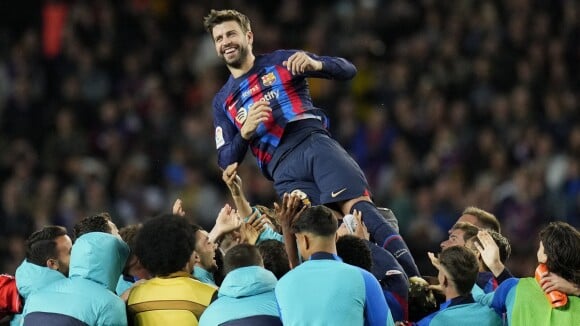 "Je ch*e sur ta put*in de mère" : en insultant l'arbitre pour son dernier match avant la retraite, Gerard Piqué part en vraie légende de Barcelone
