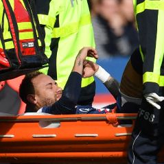 "À vomir", "C'est honteux" : Christophe Dugarry se réjouit de la grave blessure de Neymar, les internautes écoeurés