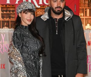 Nabilla (Benattia) et son mari Thomas Vergara - Avant-première du film Netflix "Emily in Paris" saison 3 au Théâtre des Champs Elysées à Paris le 6 décembre 2022. © Coadic Guirec/Bestimage  "Emily In Paris" by Netflix - Season 3 World Premiere at Theatre Des Champs Elysees on December 06, 2022 in Paris 
