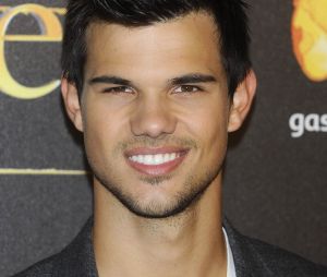 Taylor Lautner - Avant-Premiere du film Twilight "Breaking Dawn 2" a Madrid, le 15 novembre 2012.  Actors during the premiere of "Breaking Dawn: Part 2" in Madrid on Thursday 15, November 2012. 
