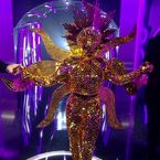 "Je ne pouvais pas sortir..." : la star internationale derrière le soleil de Mask Singer 2023 dévoilée, elle balance sur les coulisses de l'émission