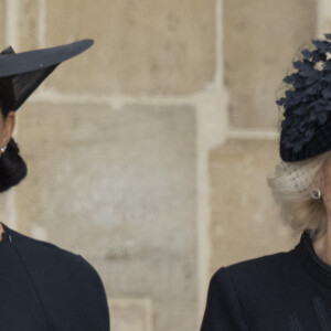 Meghan Markle, Camilla Parker Bowles, reine consort d'Angleterre - Procession du cercueil de la reine Elizabeth II d'Angleterre de Wesminster Hall où il était exposé au public, jusqu'à l'Abbaye de Westminster. Londres, le 19 septembre 2022. 