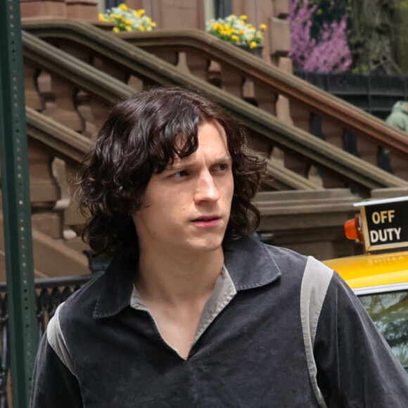 Tom Holland et Levon Thurman Hawke sur le tournage du film "The Crowded Room" à New York, le 9 mai 2022. 