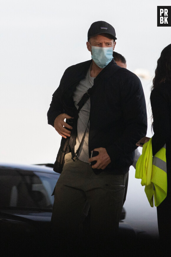 Exclusif - Jason Statham arrive en Grèce pour le tournage du film" Expendables 4 ", à l'aéroport international de Thessalonique Makédonia, à Thessaloniki, Grèce, le 12 novembre 2021.
