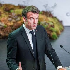 "On appelle ça 'faire une Macron'" : énorme malaise au Festival de Cannes en pleine conférence de presse, cette "blague" sur le couple présidentiel jette un froid