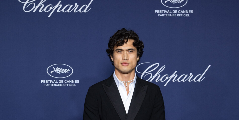 Charles Melton C r monie du remise du Troph e Chopard au Carlton