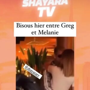 Mélanie Orl et Bebew s'embrassent et se font griller.