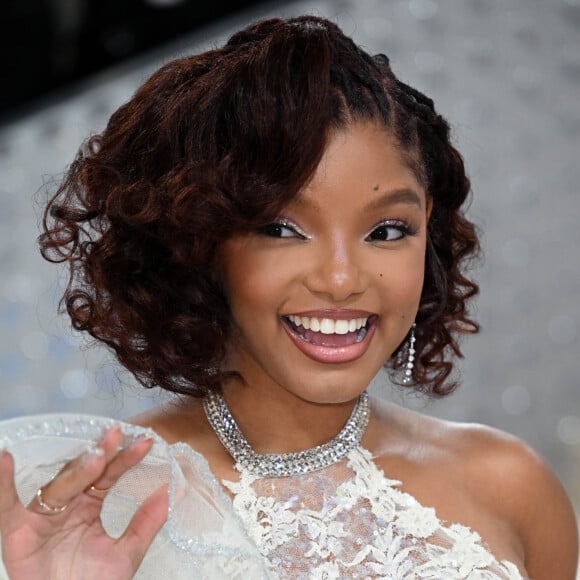 Halle Bailey - Les célébrités arrivent à la soirée du "MET Gala 2023" hommage au grand couturier Karl Lagerfeld au Metropolitan Museum of Art de New York City, New York, Etats-Unis, le 1er mai 2023. 