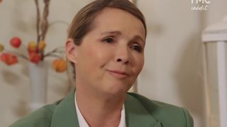 Les Mystères de l'amour : Hélène Rollès a refusé un rôle dans ce célèbre film où elle devait dévoiler ses seins, il faut dire qu'elle était encore mineure à l'époque