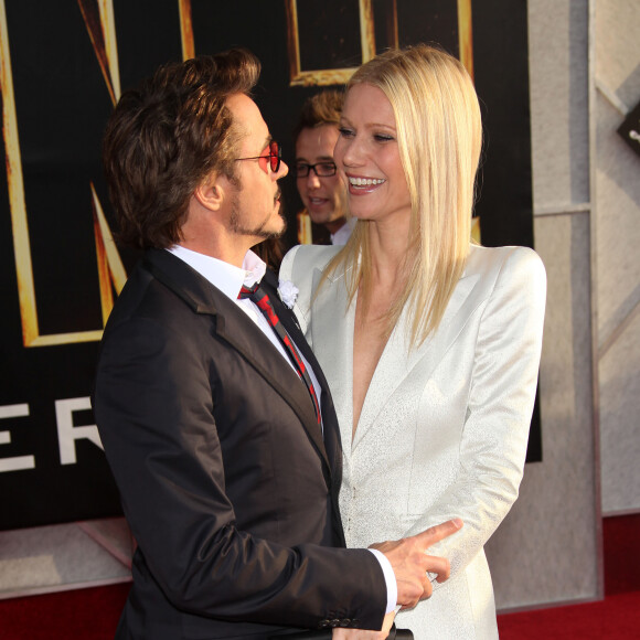 ROBERT DOWNEY JR ET GWYNETH PALTROW - PREMIERE DU FILM "IRON MAN 2" AU EL CAPITAN THEATRE A HOLLYWOOD 