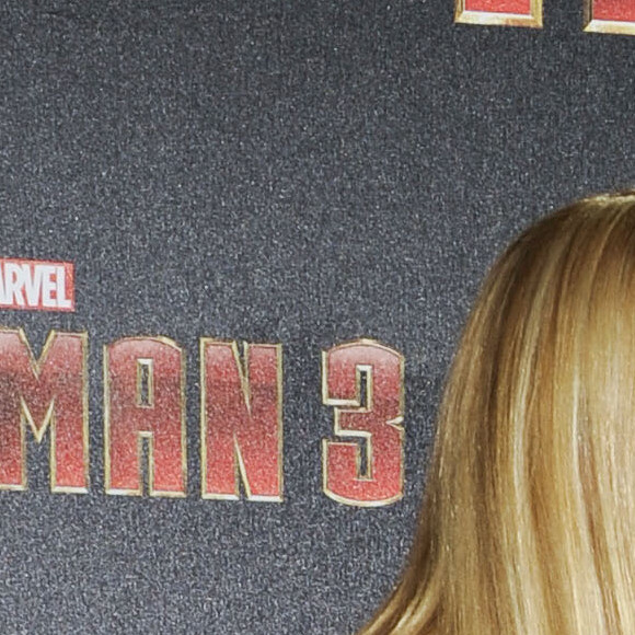 Robert Downey Jr. et Gwyneth Paltrow - Photocall du film "Iron Man 3" au palais Montgelais a Munich. Le 12 avril 2013