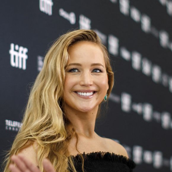 Jennifer Lawrence au photocall du film "Causeway " lors de la 47ème édition du Festival International du Film de Toronto (TIFF) le 10 septembre 2022. © Cole Burston/The Canadian Press via ZUMA Press / Bestimage