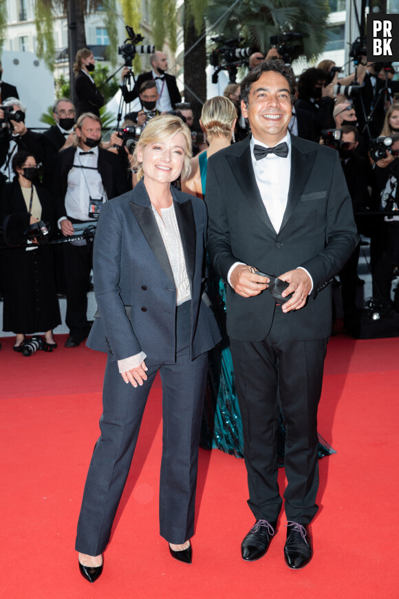 Anne-Élisabeth Lemoine et Patrick Cohen - Montée des marches du film « Annette » lors de la cérémonie d'ouverture du 74ème Festival International du Film de Cannes. Le 6 juillet 2021 © Borde-Jacovides-Moreau / Bestimage


