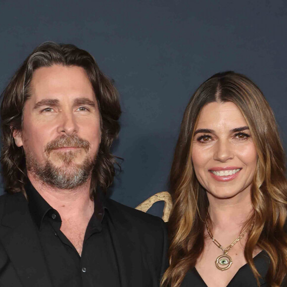 Christian Bale, Sibi Blazac. - Première de "The Pale Blue Eye" (Netflix) à Los Angeles, le 14 décembre 2022. 