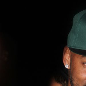 Info - Les rappeurs Booba et Kaaris remis en liberté et placés sous contrôle judiciaire - Le rappeur Booba arrive au Palais Maillot a Paris pour un After Show apres son concert au Zenith, le 13 avril 2013.  Rapper Booba arrives at Palais Maillot in Paris for an After Show after his concert at "Le Zenith", on april 13th 2013. 