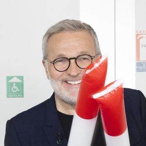 Exclusif - Laurent Ruquier en backstage de l'émission OEED (On Est En Direct) présentée par L.Salamé et L.Ruquier à Paris, France, le 19 mars 2022. © Jack Tribeca/Bestimage