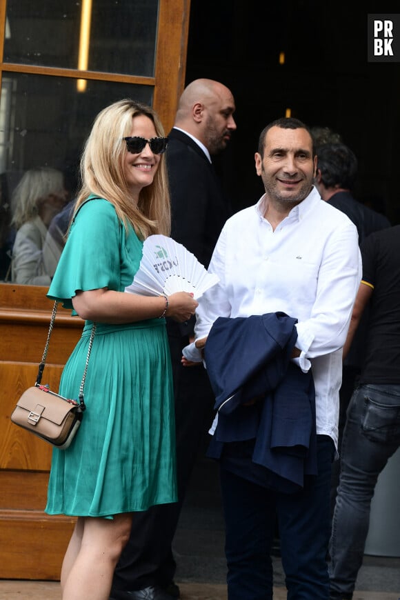 No Web - Caroline Faindt et son compagnon Zinedine Soualem - Mariage de Claude Lelouch à la mairie du 18ème à Paris. Le 17 juin 2023