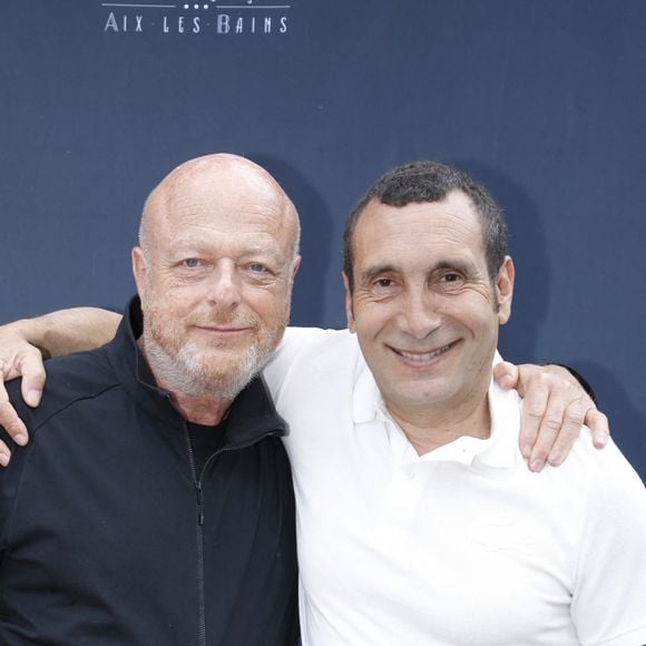 Exclusif - Gérard Krawczyk et Zinedine Soualem - Photocall et cérémonie de clôture de la 2ème édition du Festival du cinéma français et gastronomie à Aix les Bains le 10 juin 2023. © Denis Guignebourg / Bestimage 