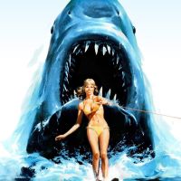 Steven Spielberg voulait faire Les Dents de la mer 2 mais les producteurs ont recalé son idée : une sorte d&#039;Il faut sauver le soldat Ryan avec des requins