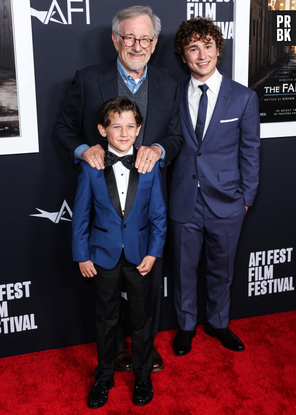 Mateo Zoryna Francis-DeFord, Steven Spielberg, Gabriel LaBelle - Projection du film "The Fabelmans" lors de la cérémonie de clôture du festival AFI à Los Angeles, le 6 novembre 2022.