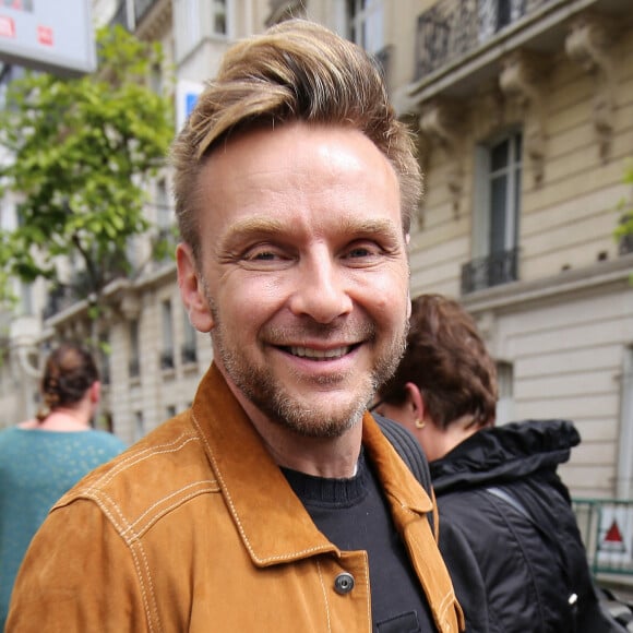 Jeanfi Janssens - Les participants de l'émission "Les Grosses Têtes" à la sortie des studios RTL à Paris. Le 27 avril 2023 © Jonathan Rebboah / Panoramic / Bestimage