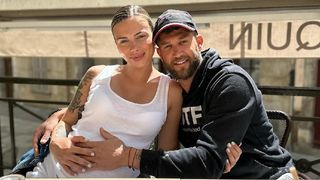 Giuseppa : un accouchement fake pour les caméras de C'est la famille ? La candidate voit rouge et fracasse les critiques