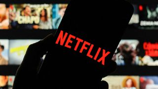 Ce film s'est fait fracasser par les critiques, mais il est l'un des plus regardés au monde sur Netflix