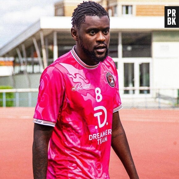 Guy2Bezbar sur Instagram.