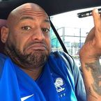 Ce rappeur français continue d'accumuler les succès depuis plus de 25 ans après ses débuts (et non, ce n'est pas Booba)