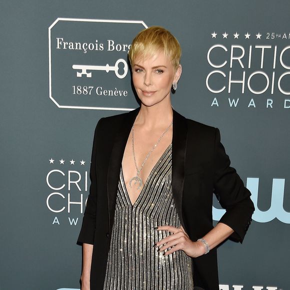 Charlize Theron - lors de la 25ème édition de la soirée des Critics Choice Awards au Barker Hangar à Santa Monica, Los Angeles, Californie, Etats-Unis, le 12 janvier 2020.