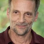 "Aucune peine pour ce gars" : Mathieu Kassovitz dans un "état grave" après un terrible accident, les haters d'extrême droite se réjouissent