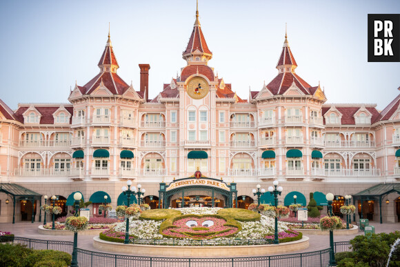 Disneyland Paris annonce la date de réouverture du Disneyland Hotel, son hôtel le plus magique


