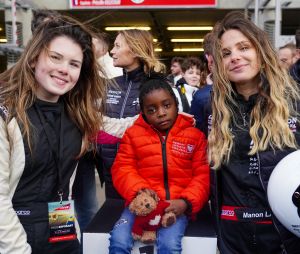 On a beau rouler à en incendier le bitume, on échappe jamais au sexisme le plus décomplexé. La preuve avec cette triste séquence médiatique abondamment commentée: celle du nouveau GP Explorer, la course ultra suivie initiée par Squeezie, où l'on retrouve aussi bien des YouTubeurs que... Des rappeurs.
Exclusif - Manon Lanza (pour l'association Mécénat Chirurgie Cardiaque) lors de la 4ème édition du challenge automobile caritatif "Talon Piste" sur le circuit Bugatti au Mans le 19 mars 2023. Après 3 ans de succès, plus de 50 000 euros de dons reversés aux associations... le célèbre challenge automobile caritatifféminin est revenu pour une fantastique 4ème édition au Mans.  © Anne-Sophie Guebey / Bestimage