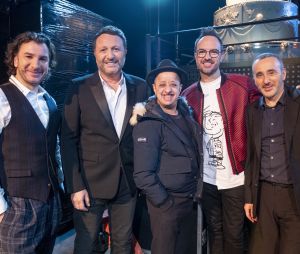 Exclusif - Michael Youn, Arthur Essebag, Booder, Jarry, Elie Semoun - Backstage - Enregistrement des 10 ans de l'émission "Vendredi tout est permis (VTEP)", présentée par Arthur Essebag et diffusée le 29 janvier sur TF1 © Jacovides-Moreau / Bestimage
