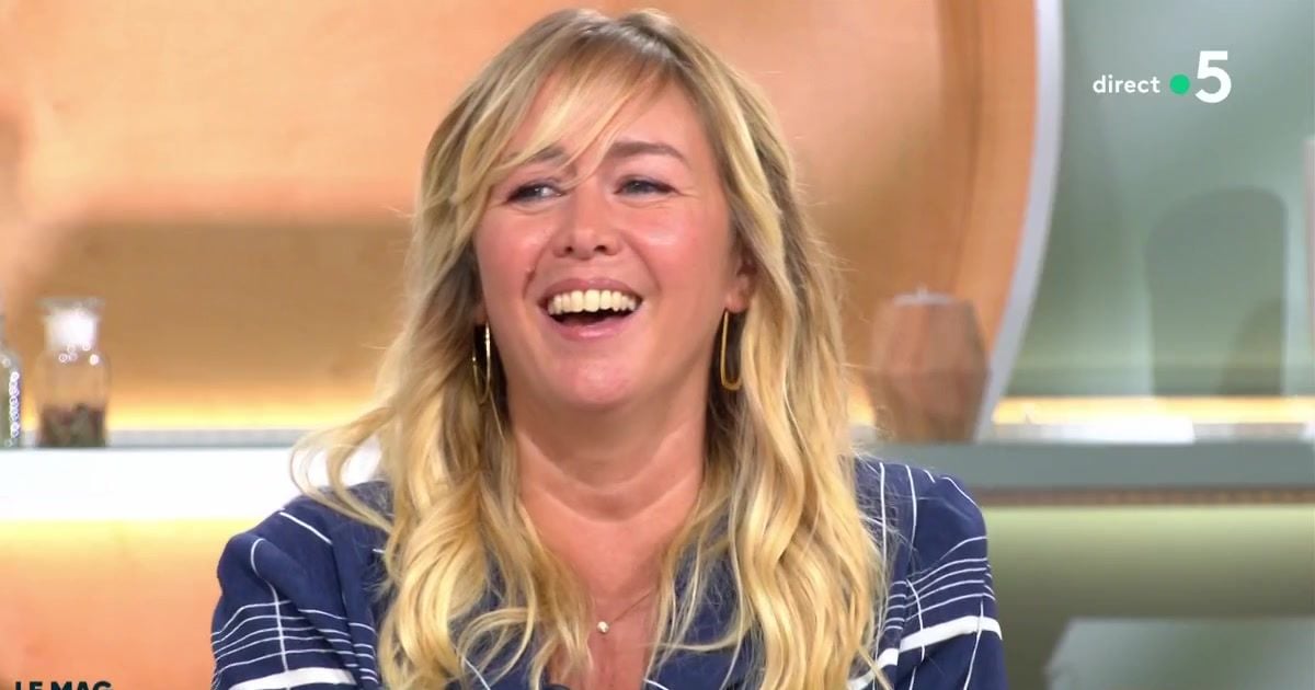 cette brosse à dents transformée en sextoy provoque le fou rire d’Enora Malagré dans Le Magazine de la santé sur France 5 – Purebreak cette brosse à dents transformée en sextoy provoque le fou rire d’Enora Malagré dans Le Magazine de la santé sur France 5 – Purebreak