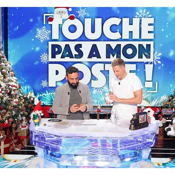 Exclusif - Matthieu Delormeau, Cyril Hanouna - Enregistrement de l'émission "TPMP (Touche Pas à Mon Poste)", présentée par C.Hanouna et diffusée en direct sur C8 le 24 novembre © Jack Tribeca / Bestimage