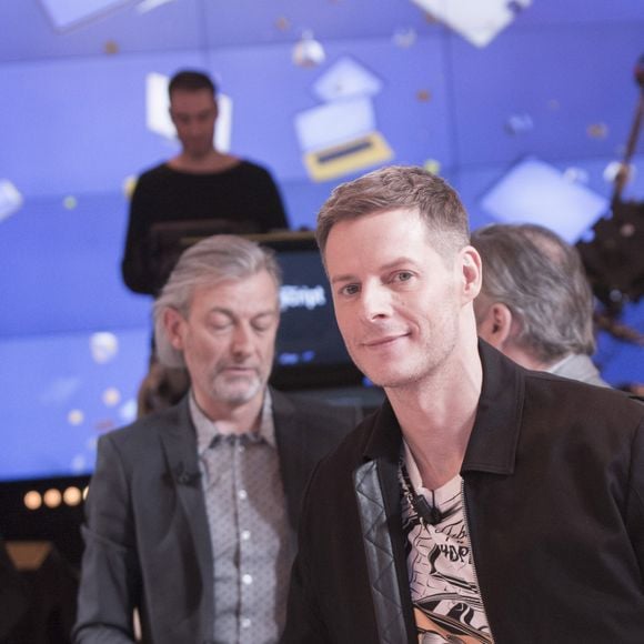 Exclusif - Touche Pas à Mon Poste sur C8 enregistrement le 31/01/2019 - Gilles Verdez (arriere plan), Matthieu Delormeau - Paris le 31 janvier 2019 ©j Jack Tribeca/Bestimage