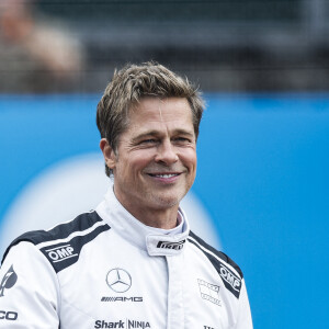 Brad Pitt tourne des scènes de son prochain film, produit par Apple et Jerry Bruckheimer, lors du Grand Prix de Formule 1 de Grande-Bretagne le 9 juillet 2023. © Dppi / Panoramic / Bestimage