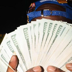 Ce rappeur américain avoue avoir dépensé 100 millions de dollars... sur les six derniers mois (ça va la vie)